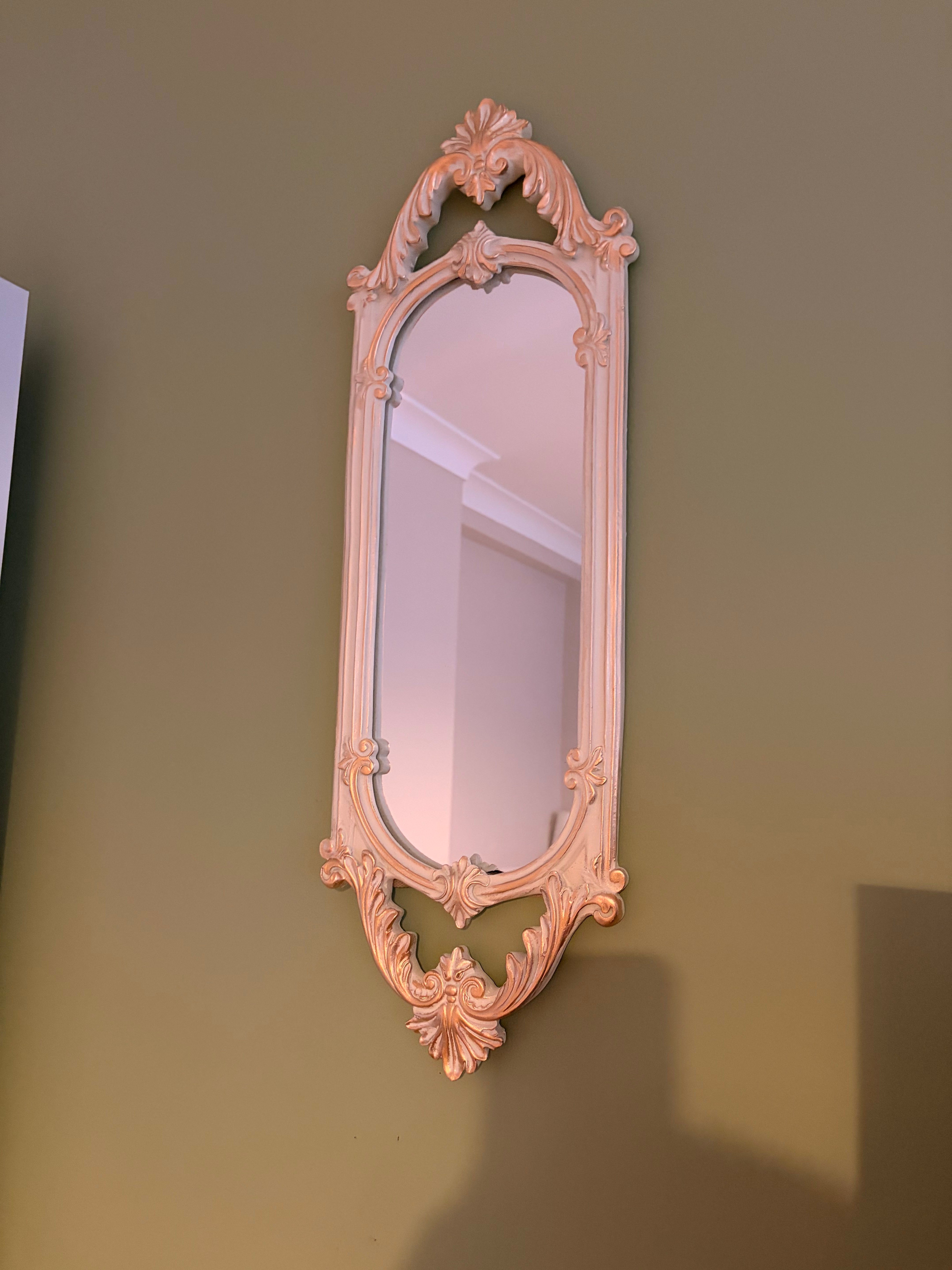 Kısa Oval Dekoratif Duvar Aynası – Krem & Eskitme Altın Yaldızlı (60x20 cm)