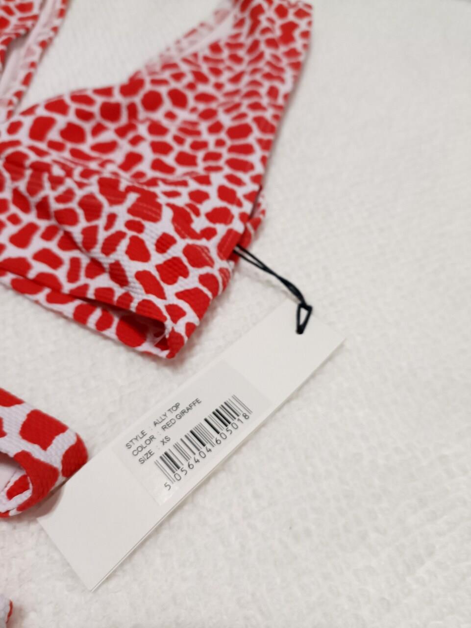 Alexandra Miro - Red Giraffe