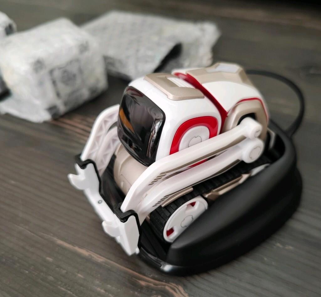 Anki Cozmo Robot