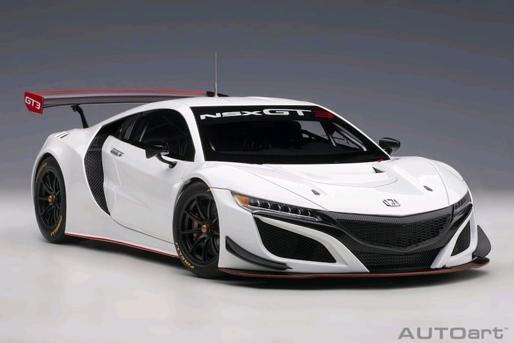 AUTOart Honda NSX GT3 2018 - White - 1:18