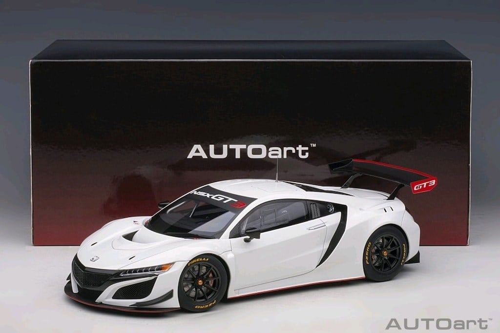 AUTOart Honda NSX GT3 2018 - White - 1:18
