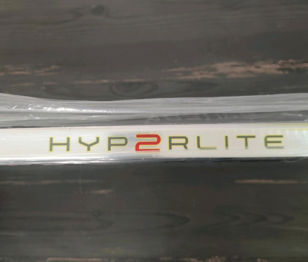 BAUER S23 Vapor Hyperlite 2 Grip STK-SR-65 ( 60