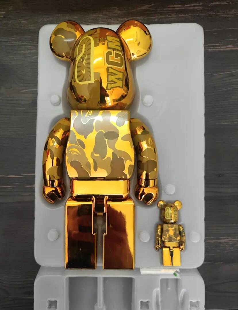 Bearbrick x BAPE Camo Shark 100% & 400% Set Gold
