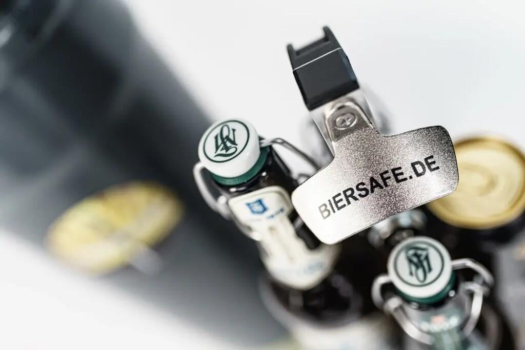 Biersafe - İçecek Tutucu ve Açacağı