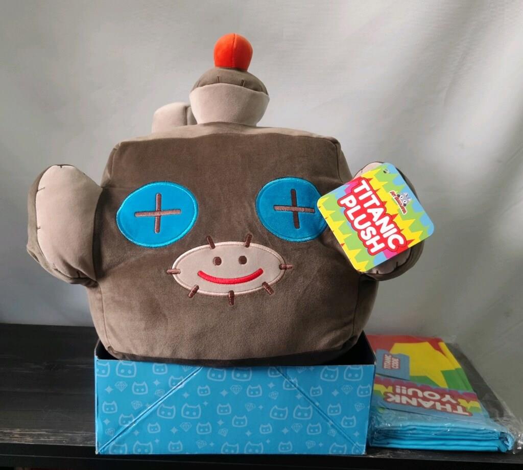 Big Games - Titanic Plush Sock Cat Pet ( DLC Kodu Dahil )