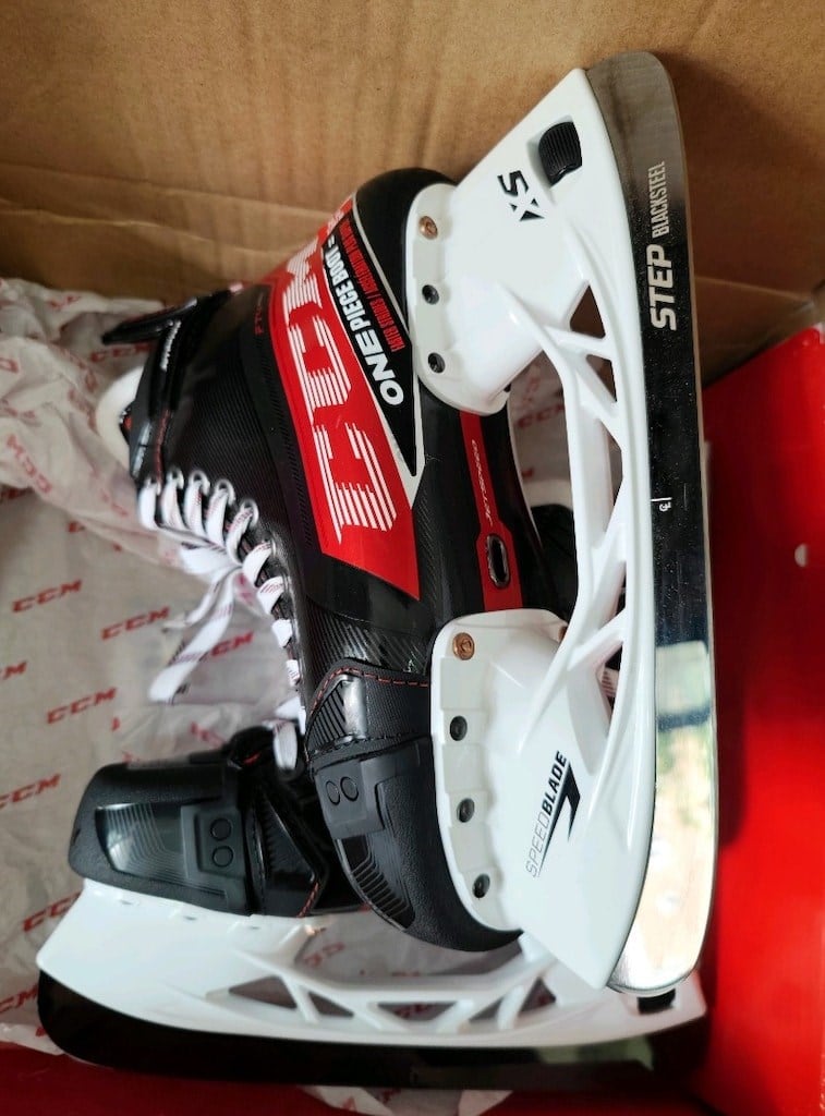 CCM JetSpeed FT4 Pro INT Wide - Buz Hokeyi Pateni