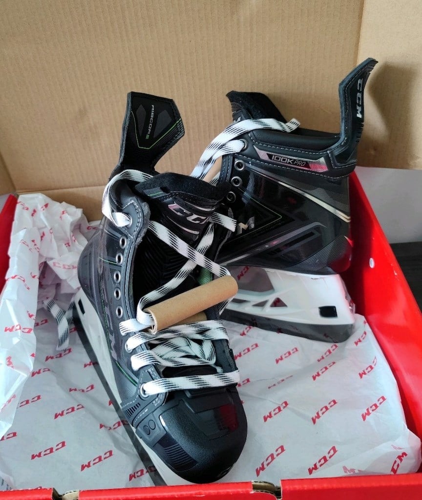 CCM Ribcor 100K Pro Int Tapered - Buz Hokey Pateni
