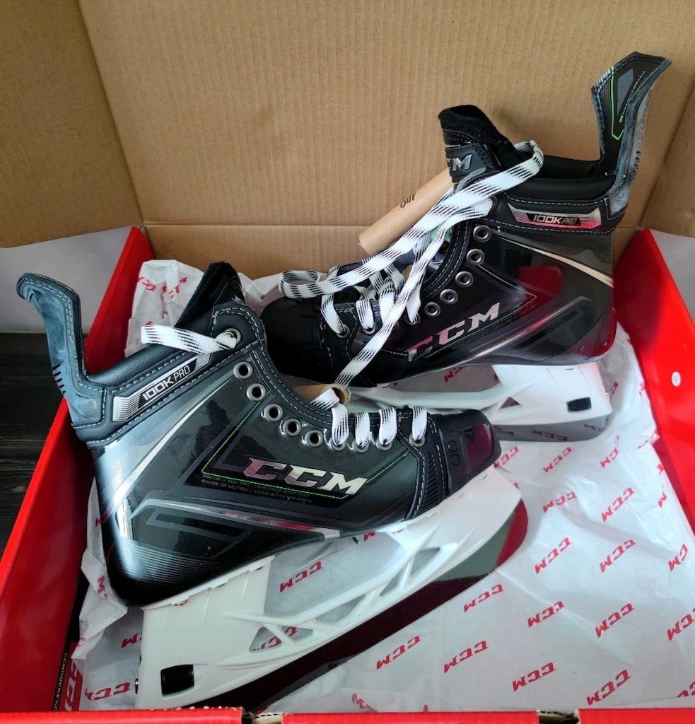 CCM Ribcor 100K Pro Int Tapered - Buz Hokey Pateni