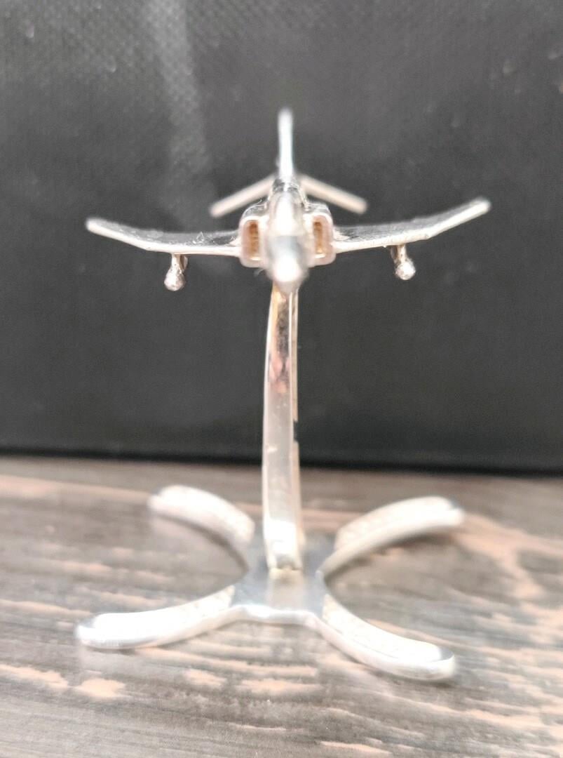 F-4 Gümüş Masa Üstü Biblosu
