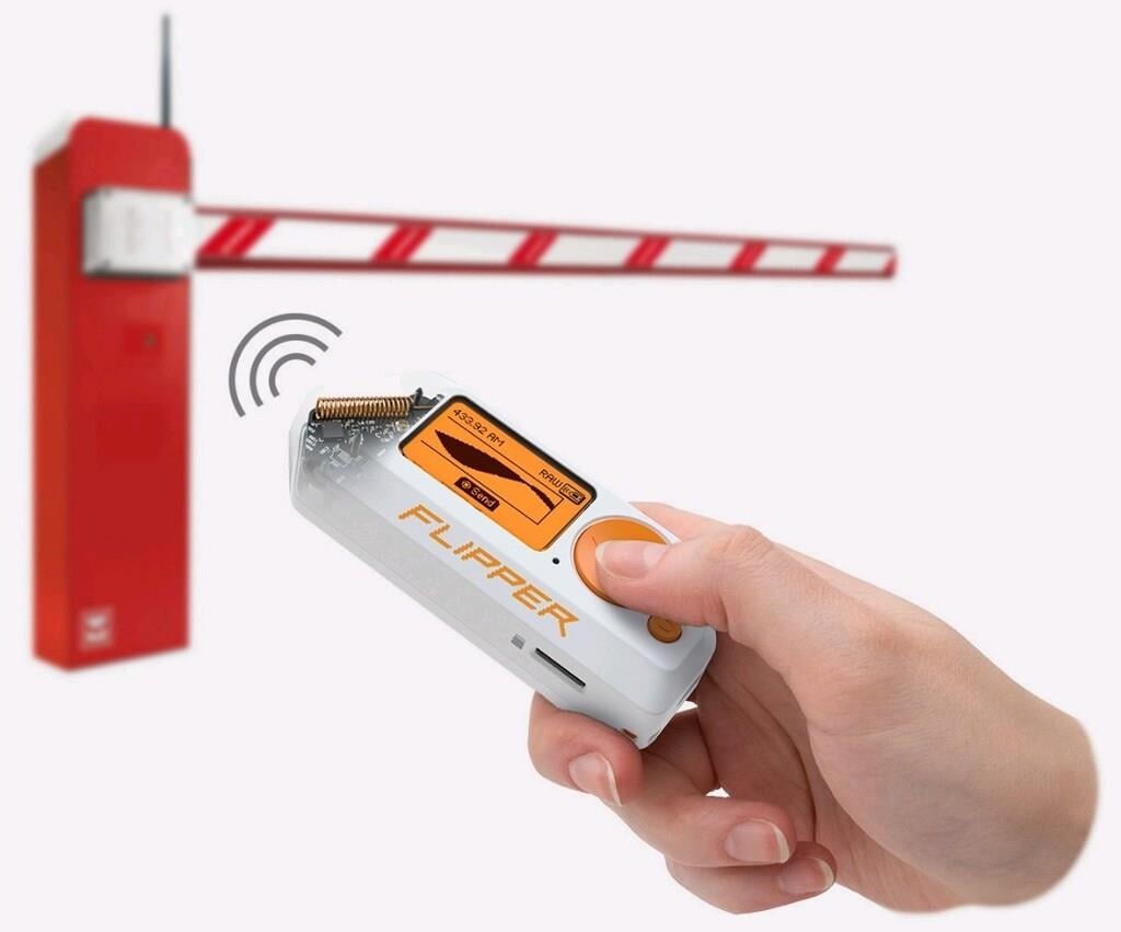 Flipper Zero - Multi-tool Device for Geeks