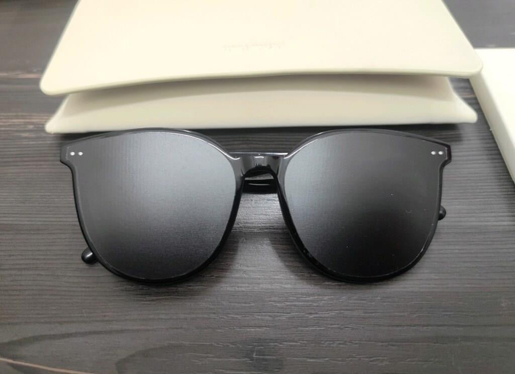 Gentle Monster Flatba Solo Sunglasses