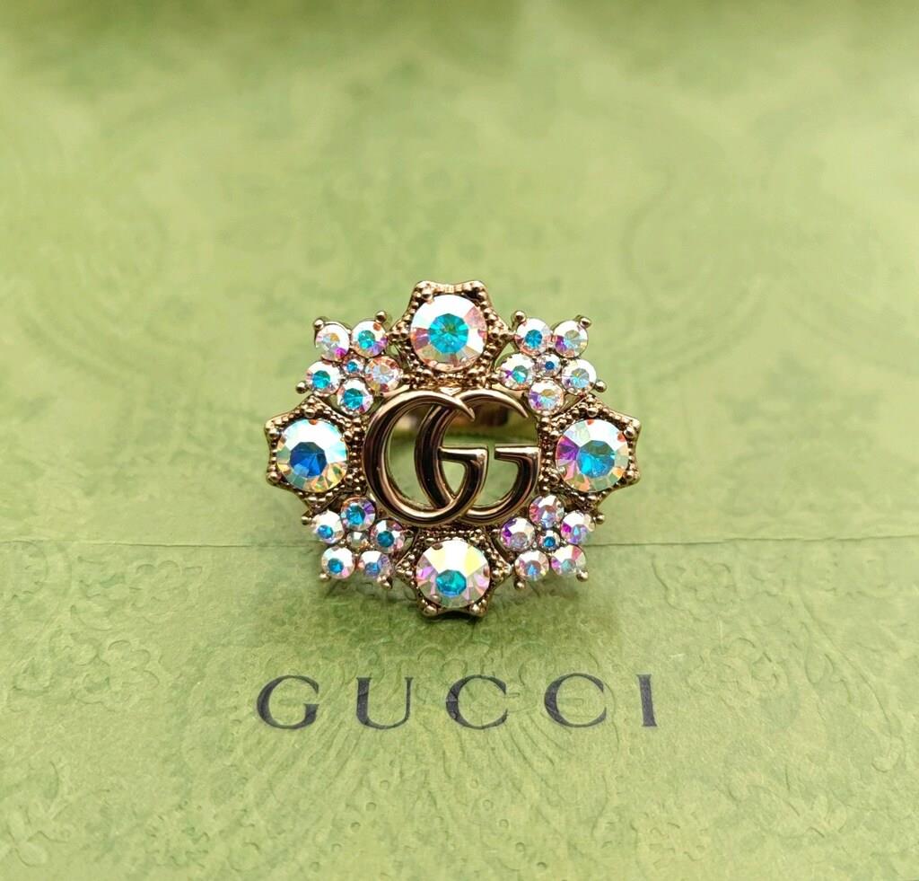 GUCCİ Double G Crystal Flower Ring