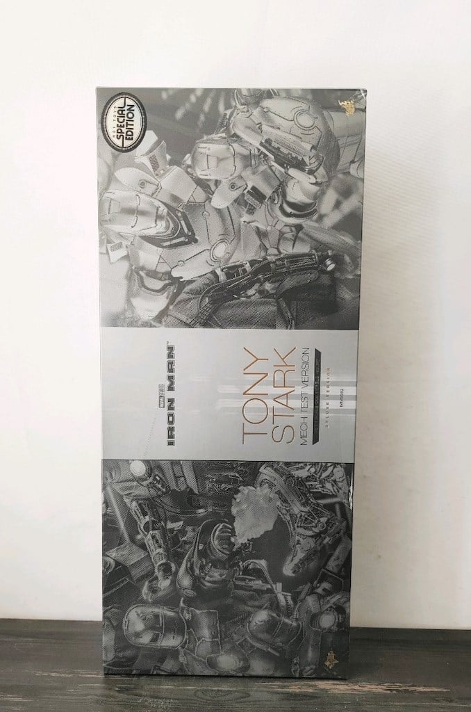 Hot Toys Tony Stark (Mech Test Deluxe Version - Special) MMS 582