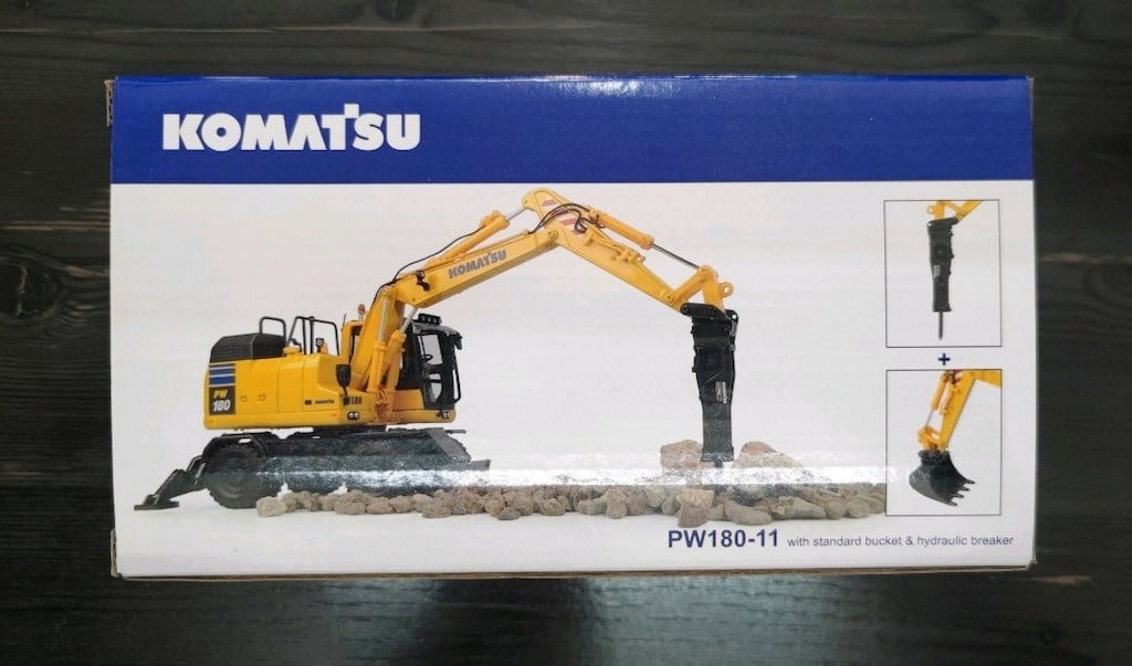 Komatsu PW180-11 Tekerlekli Ekskavatör + Kırıcı Kepçe 1/50