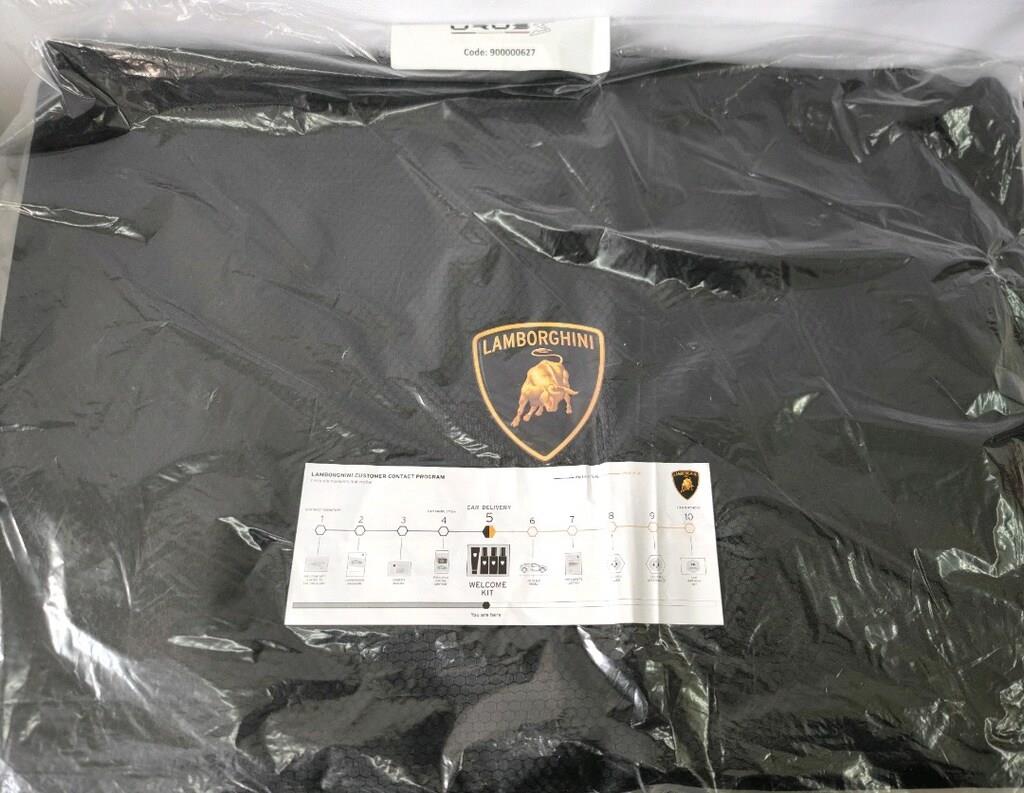 Lamborghini Urus S Perfomante Car Care & Cleaning Set
