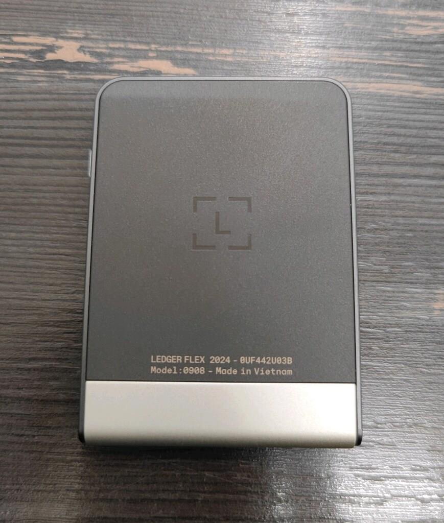 Ledger Flex Kripto Para Cüzdanı