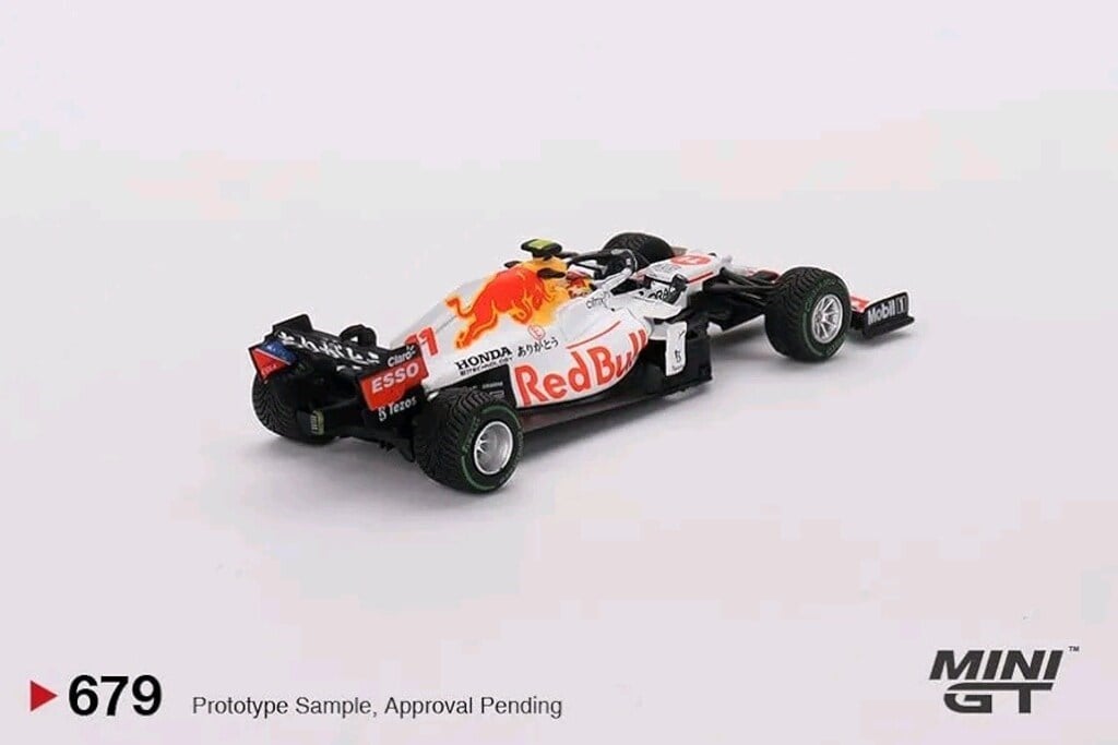 Mini Gt 1/64 Red Bull Racing RB16B Sergio Perez
