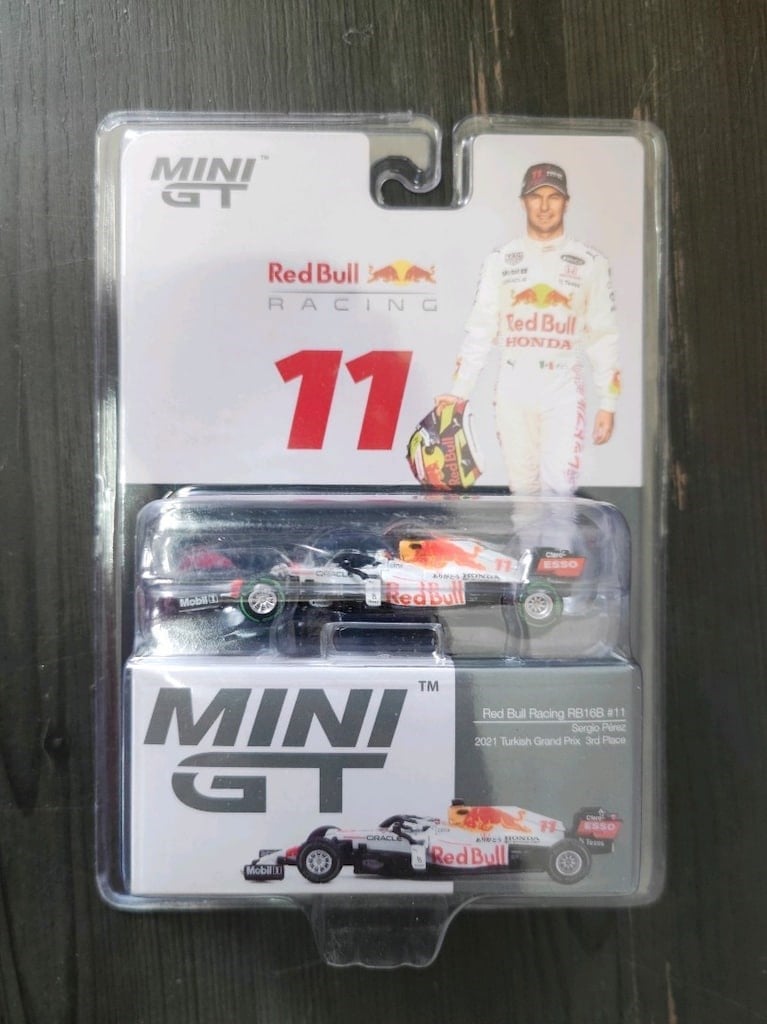 Mini Gt 1/64 Red Bull Racing RB16B Sergio Perez