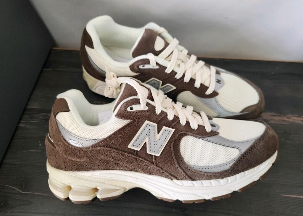 New Balance 2002R ASOS Exclusive Brown Beige