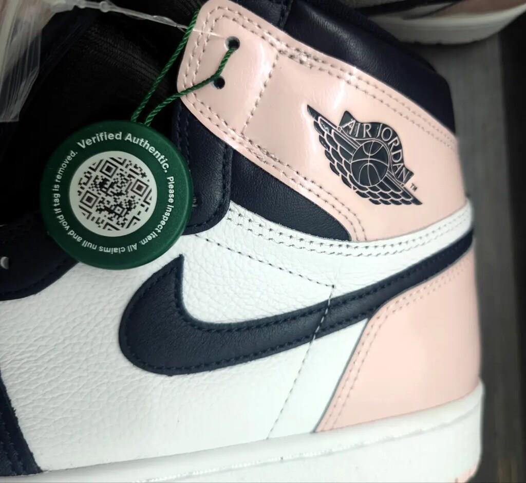 Nike Air Jordan 1 Retro High OG Atmosphere