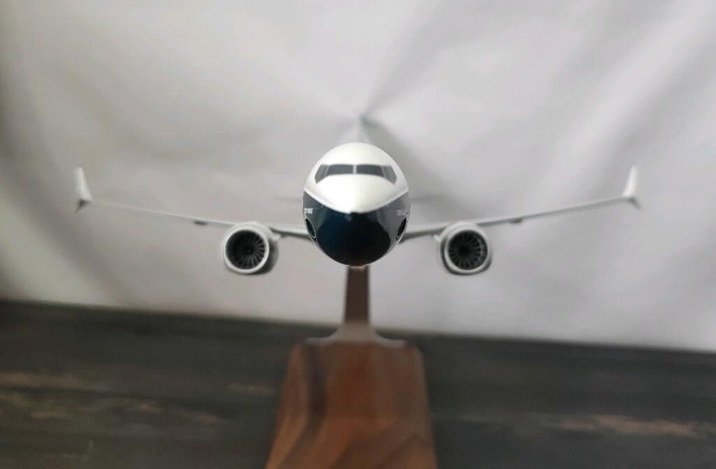 Pacmin - Boeing Unified 737 MAX 9 1:100 Model