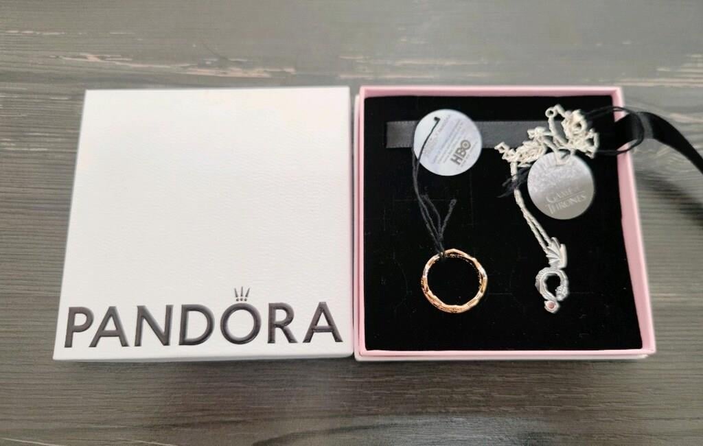 Pandora Game of Thrones Ejderha Hanedanı Taç Yüzüğü ve Kolye