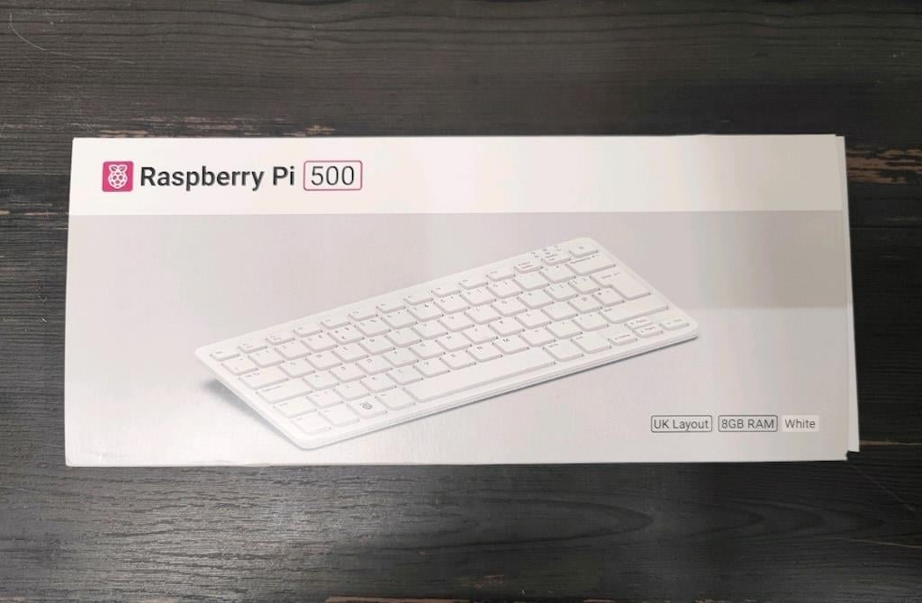 Raspberry Pi - Pi 500 Masaüstü Bilgisayar Kiti