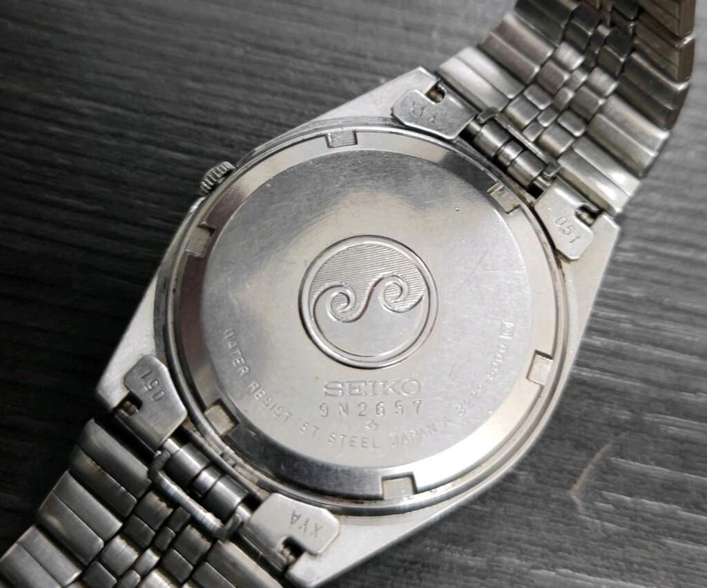 Seiko Silver Wave Type II Quartz 8229-8000