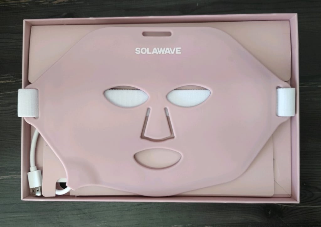 Solawave Red Light Therapy Cihazı