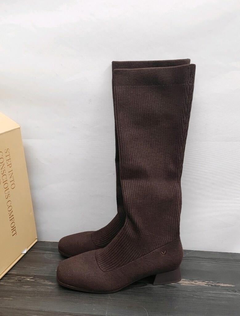 Square-Toe Water Repellent Wool Knee-High Boots (Tara Pro)