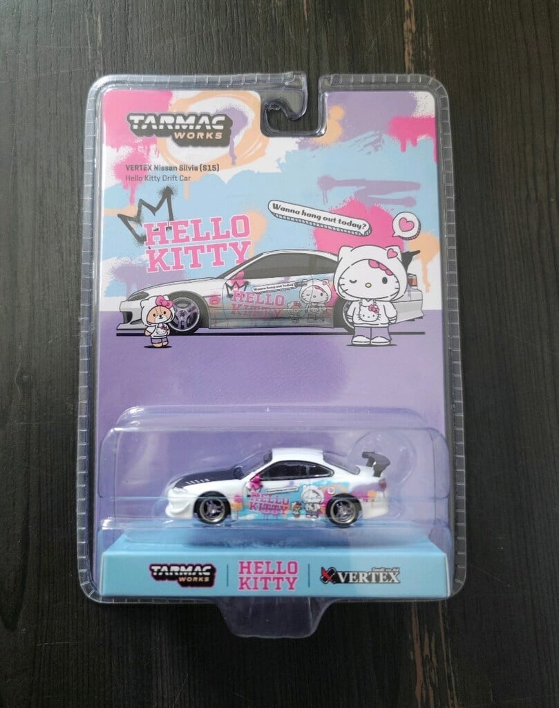 Tarmac Works 1:64 Vertex Nissan Silvia S15 Hello Kitty Special Limited Edition