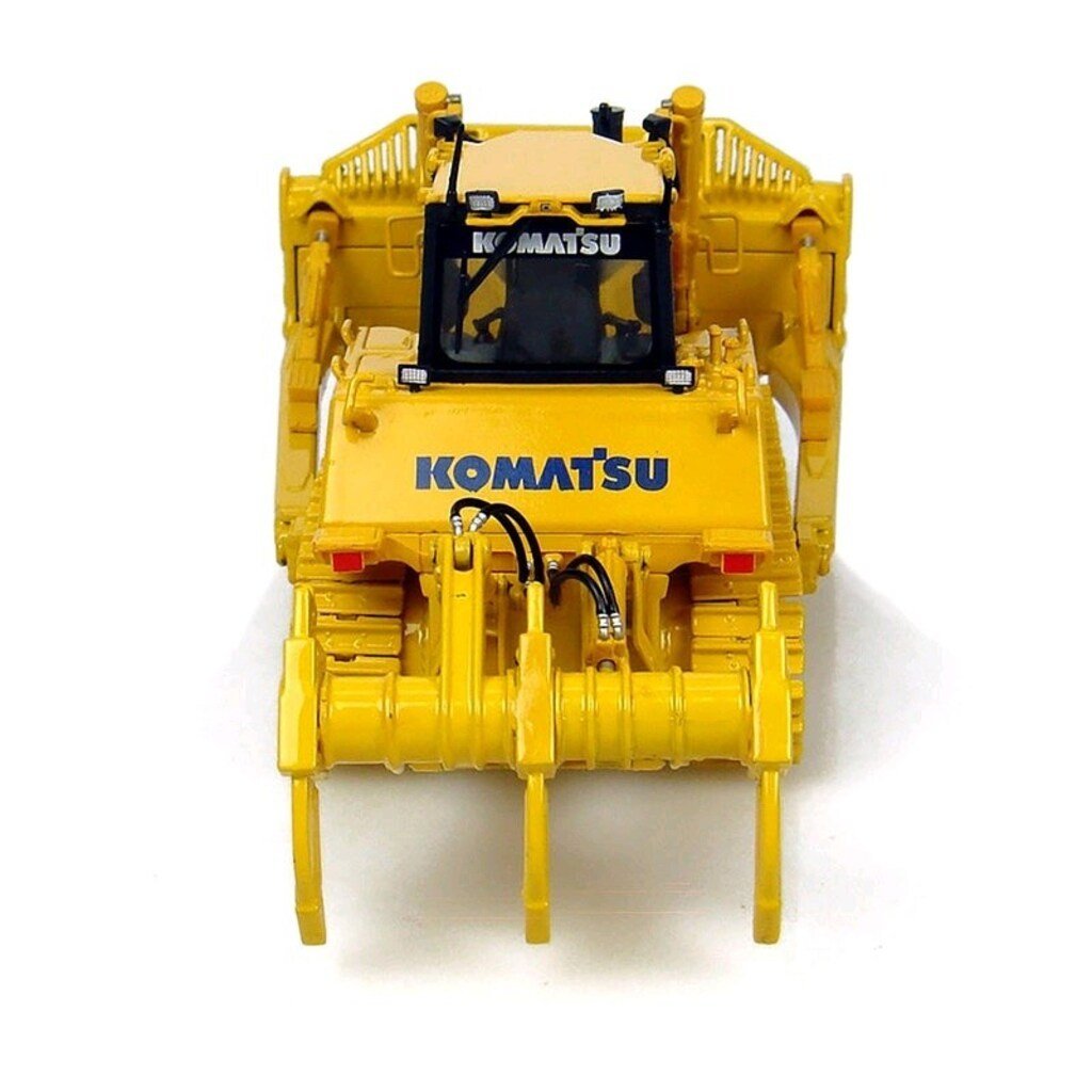 Universal Hobbies Komatsu D155AX-7 Dozer 1/50