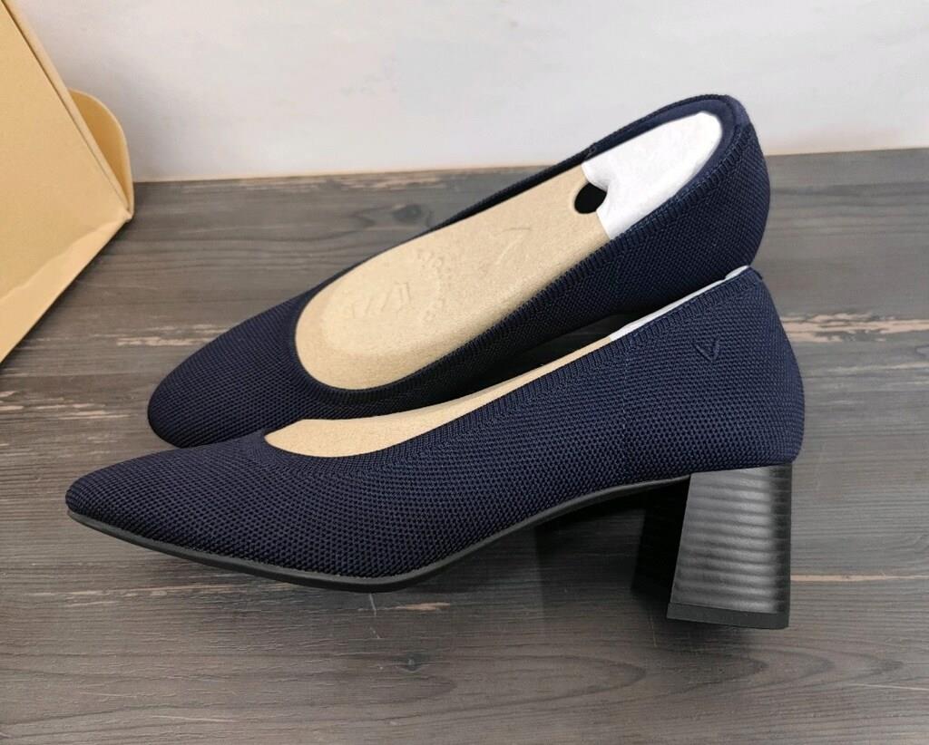 Vivaia - Almond Toe Block Heel
