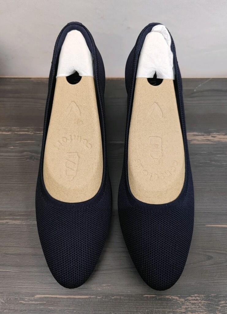 Vivaia - Almond Toe Block Heel