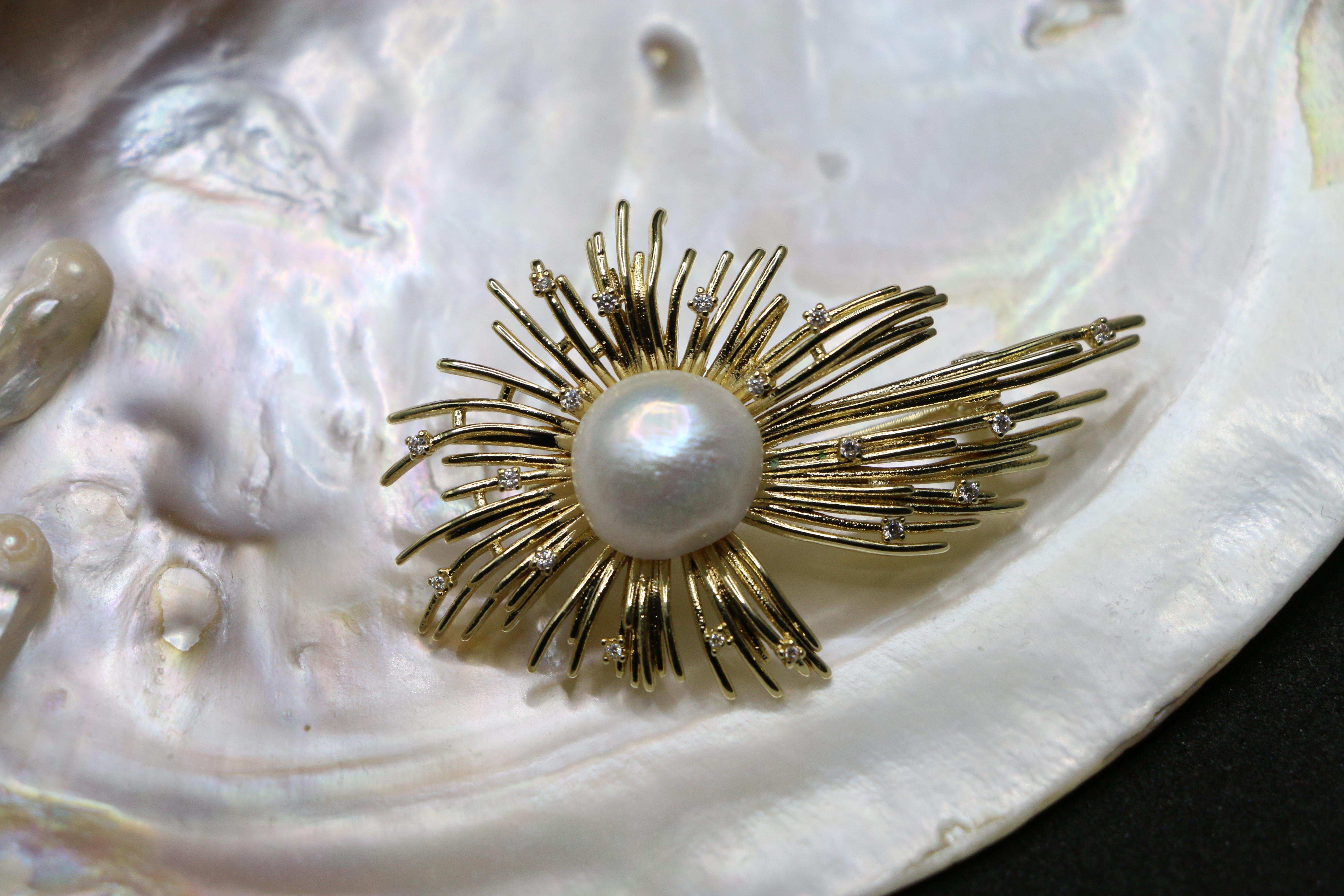 FIREWORK BROOCHIE