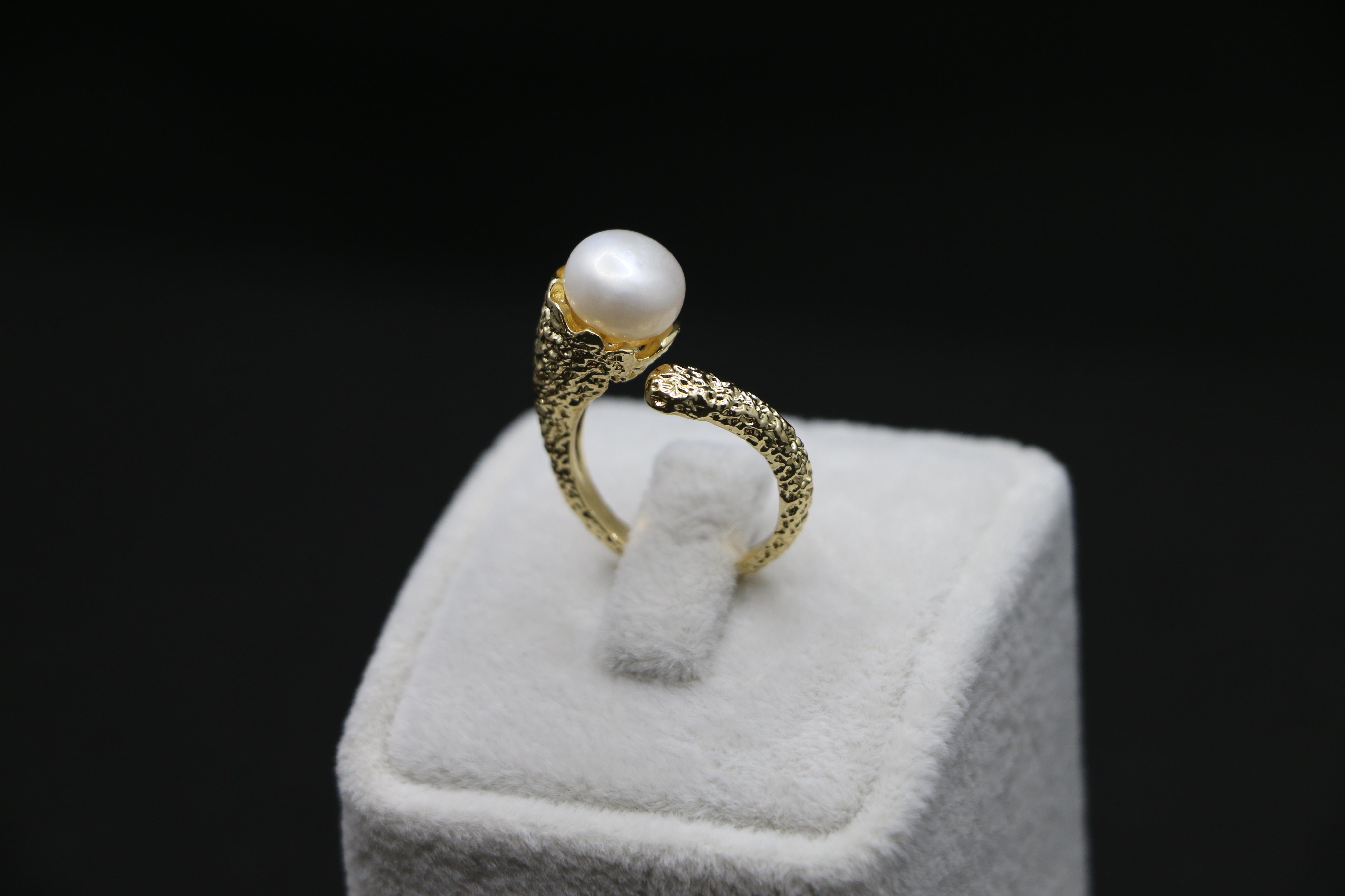 SOLITAIRE PEARL
