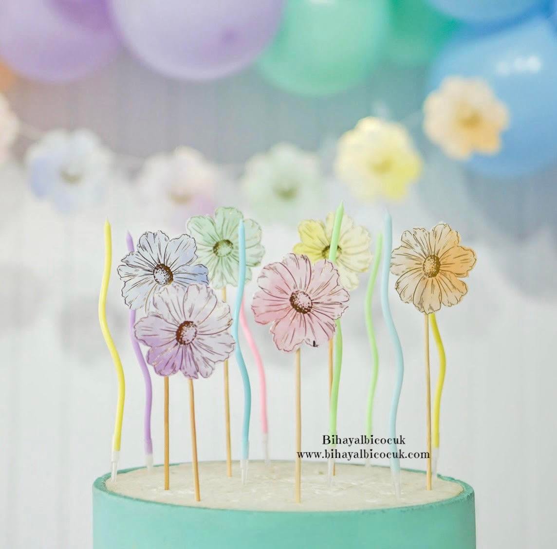 Makaron Çiçekler Cake Topper 
