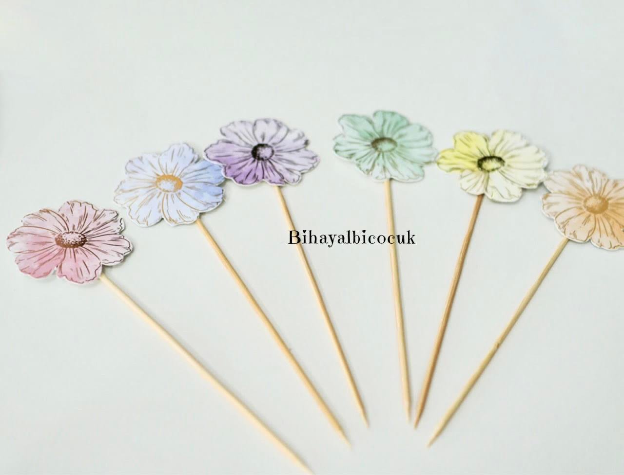 Makaron Çiçekler Cake Topper 