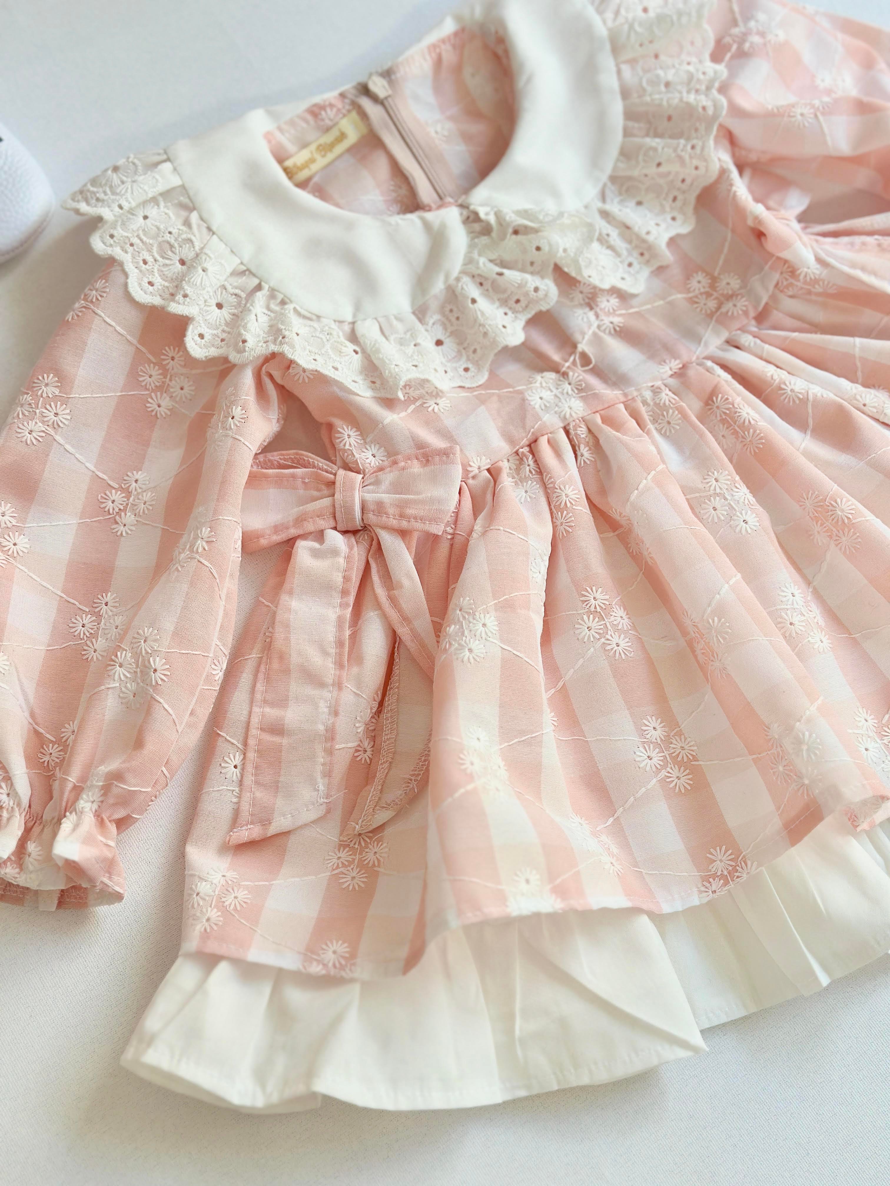 Nancy - Pembe Uzun Kol