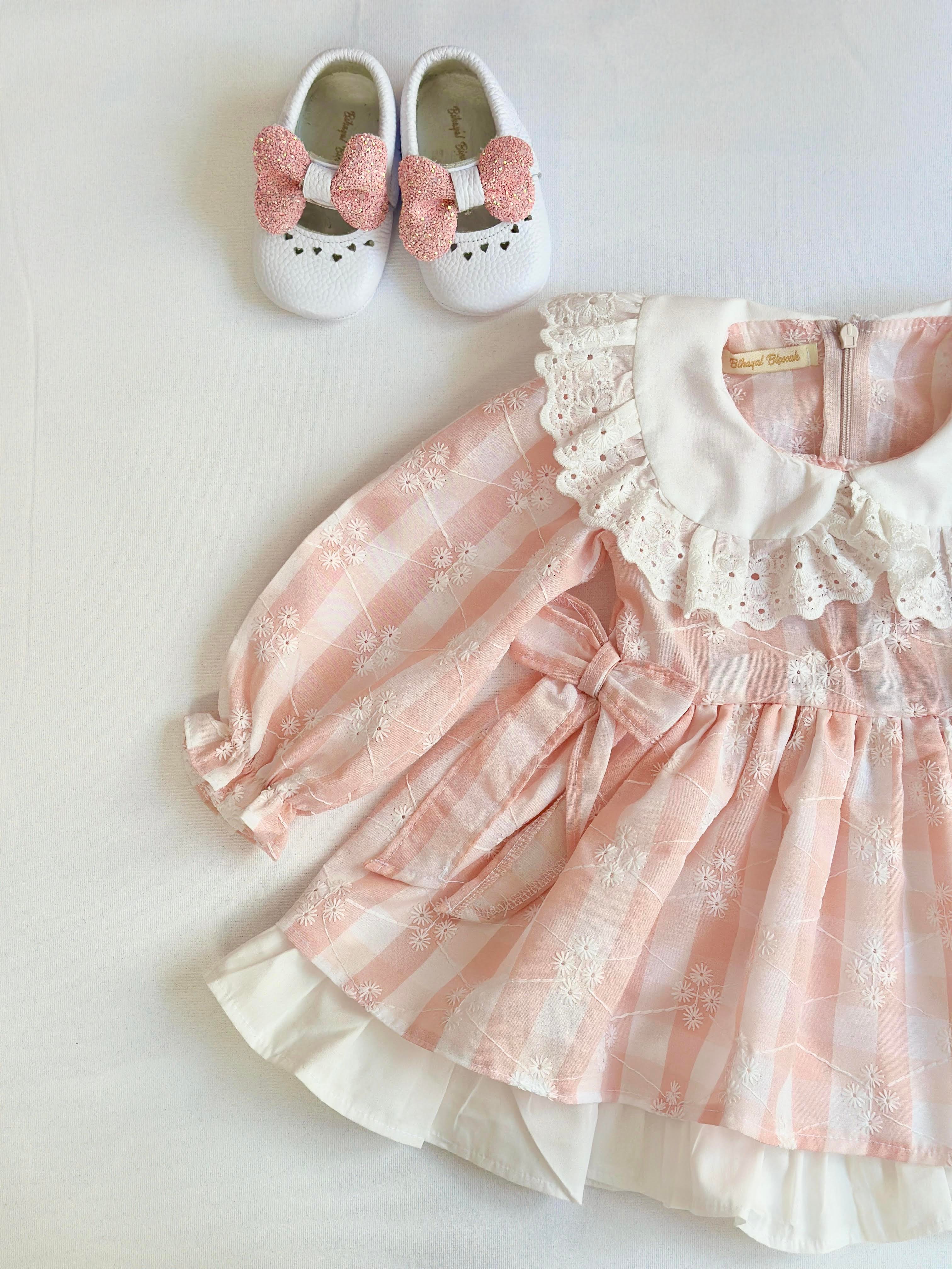Nancy - Pembe Uzun Kol