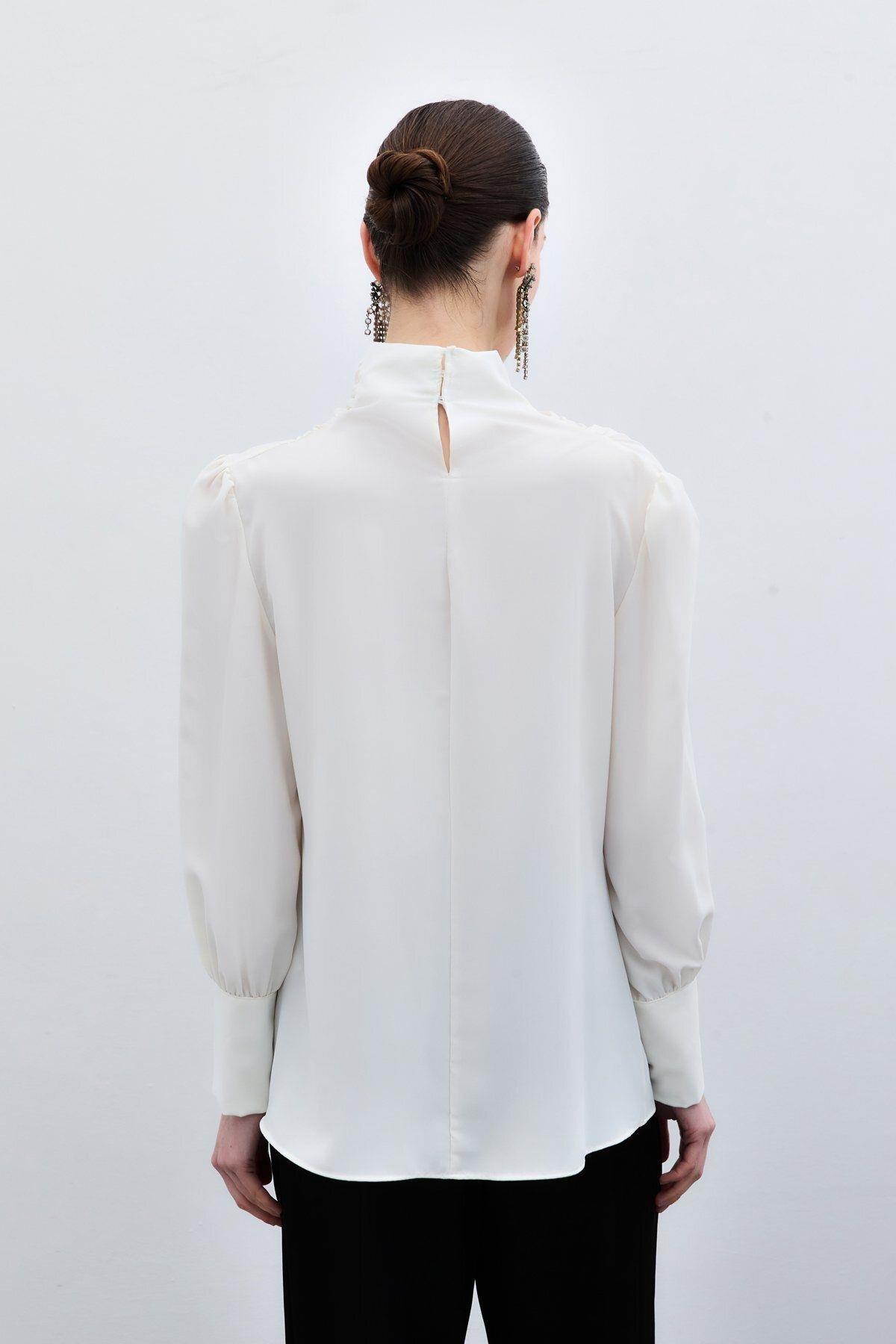 Drape Detaylı Bluz - Ekru