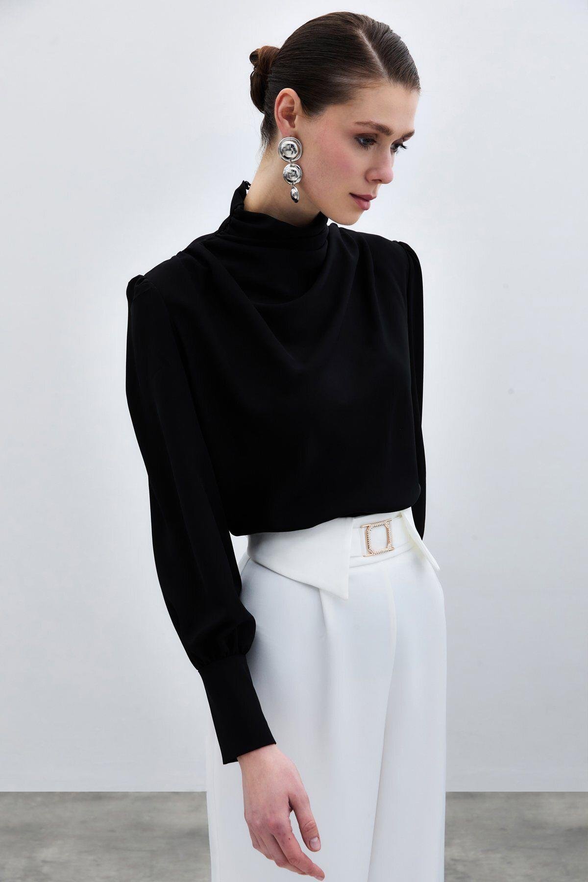 Drape Detaylı Bluz - Siyah