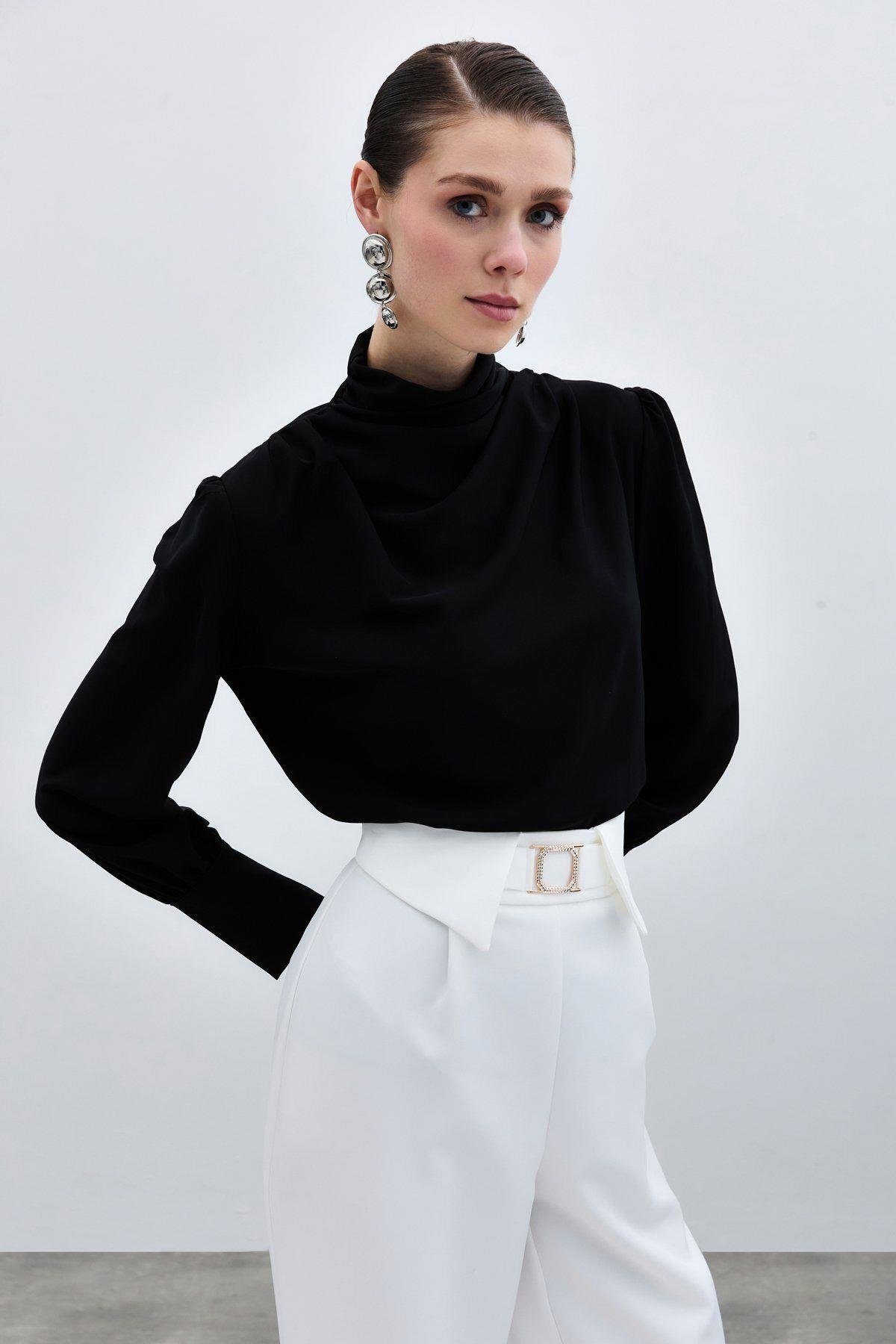 Drape Detaylı Bluz - Siyah