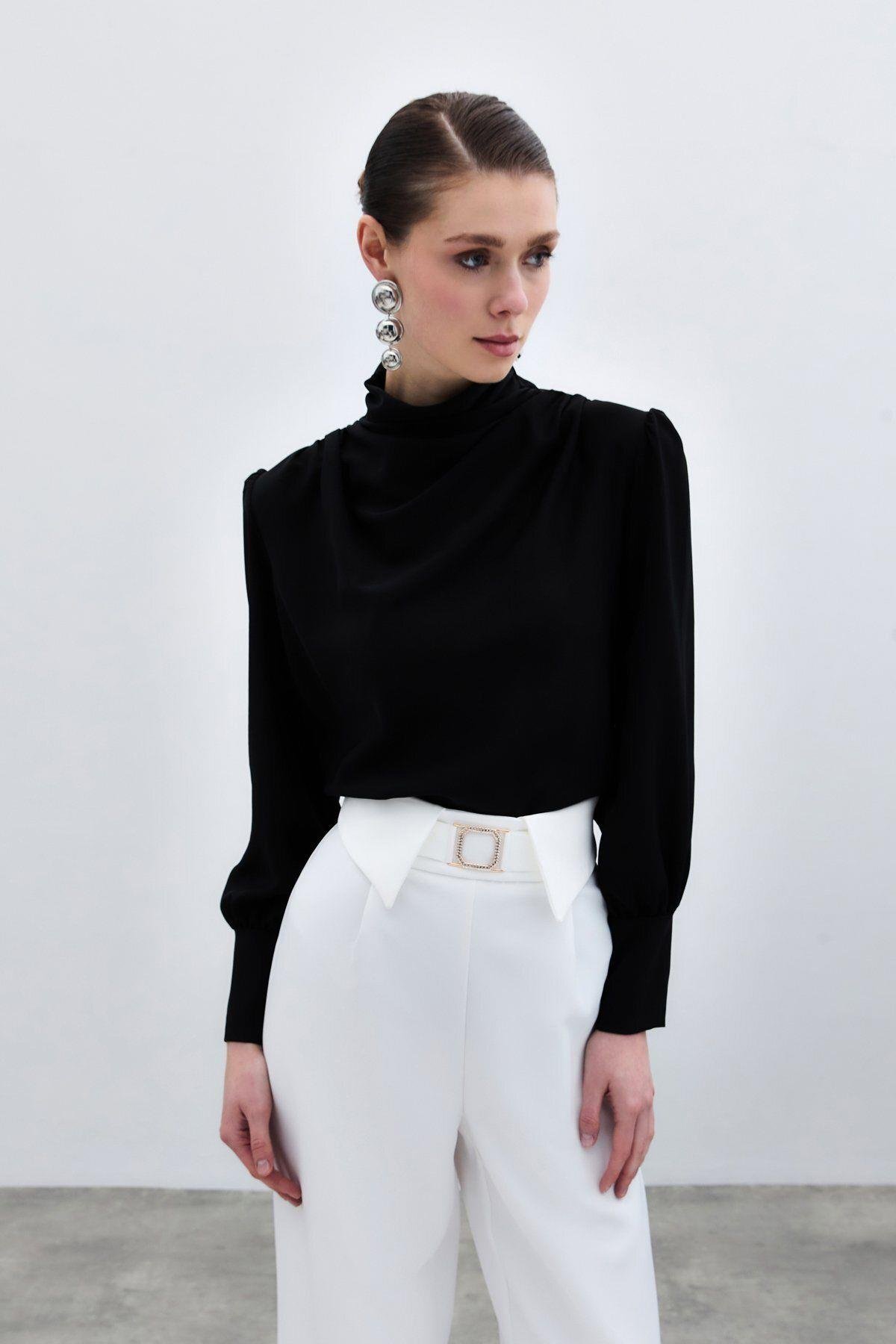 Drape Detaylı Bluz - Siyah