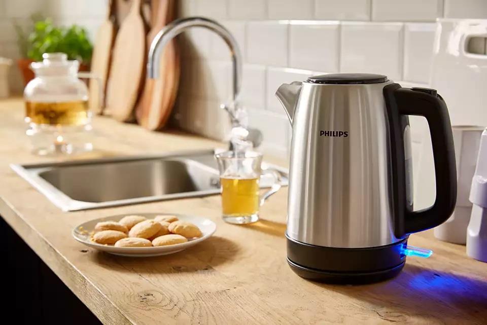 PHILIPS HD9350/90 Daily Collection 2200 Watt ÇELİK KETTLE
