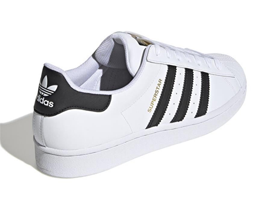 SUPERSTAR