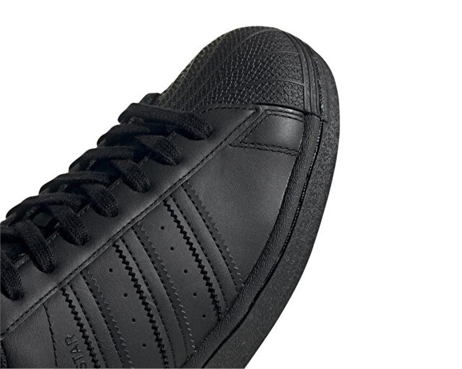 SUPERSTAR