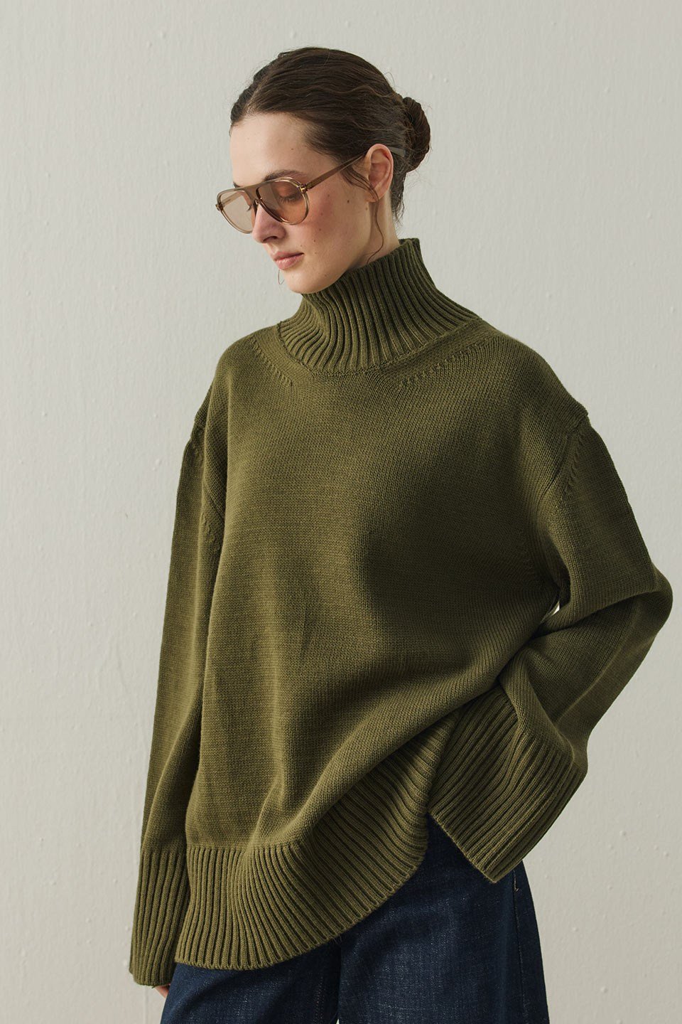 Haki Arden Oversize Boğazlı Triko Kazak