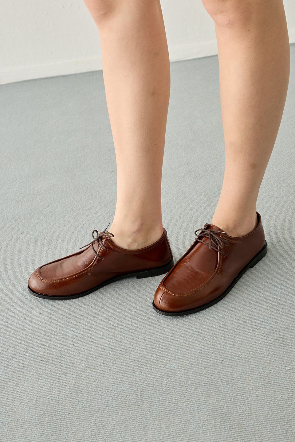 Kahverengi Bağcık Detaylı Deri Loafer