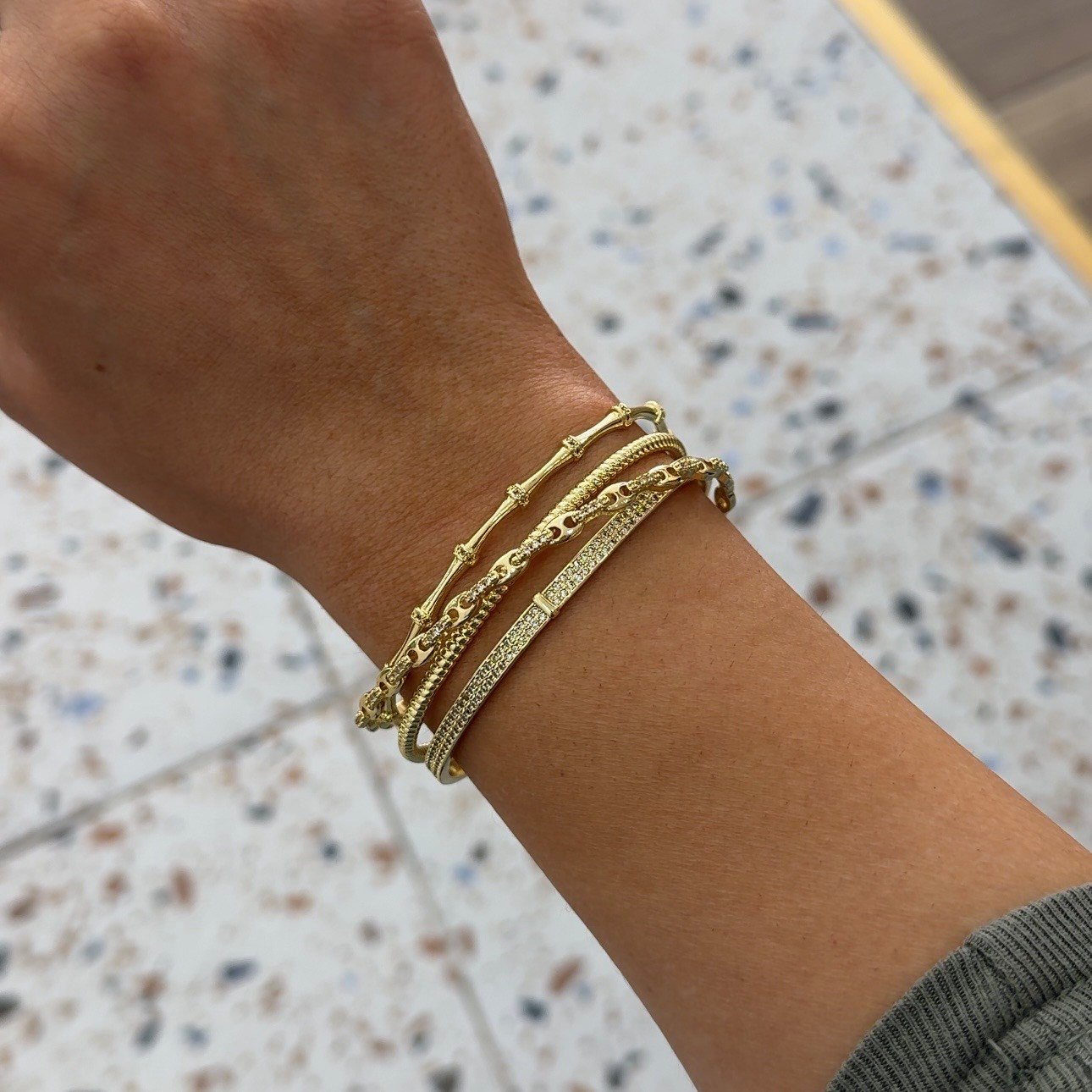 14K Gold Hrms Çoklu Tasarım Cuff Bilezik